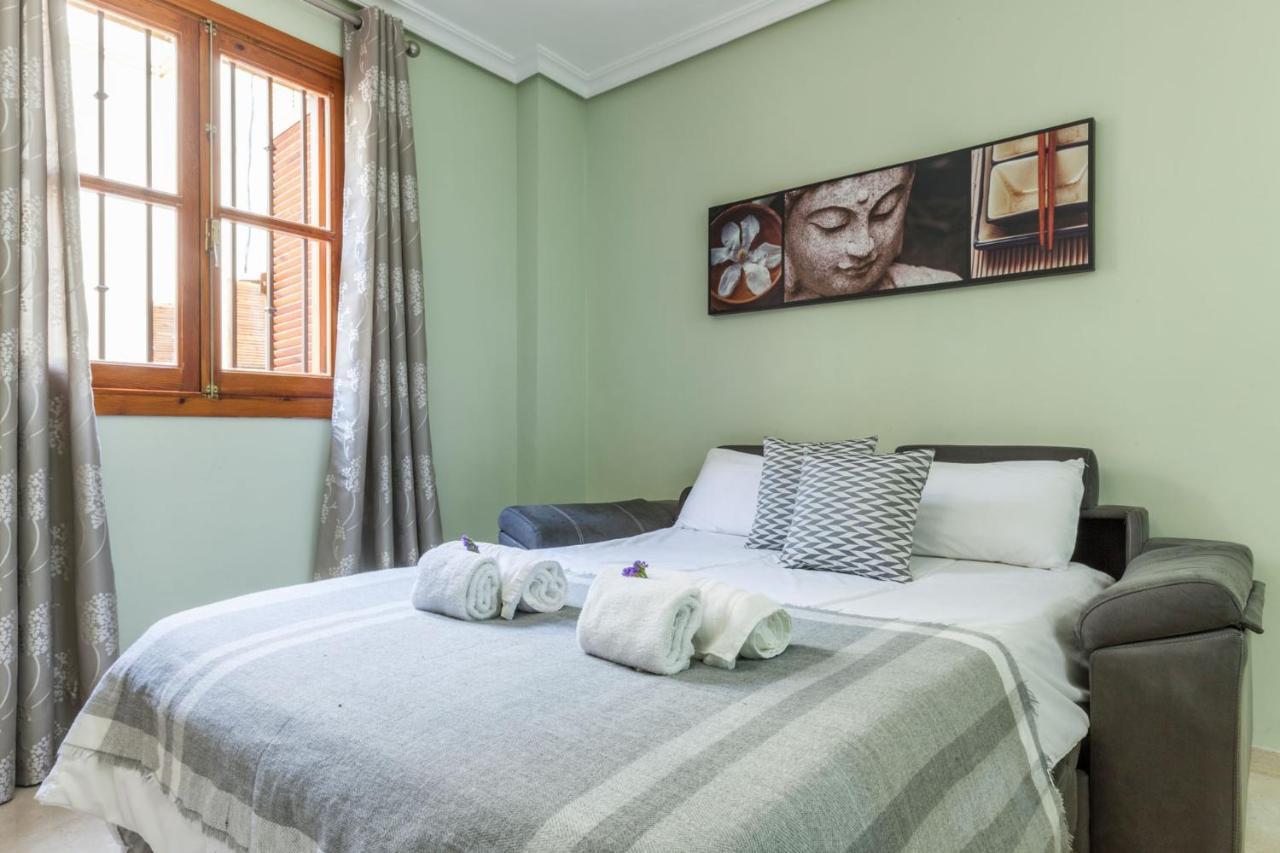 Apartamento Calle Sierpes Seville Ngoại thất bức ảnh