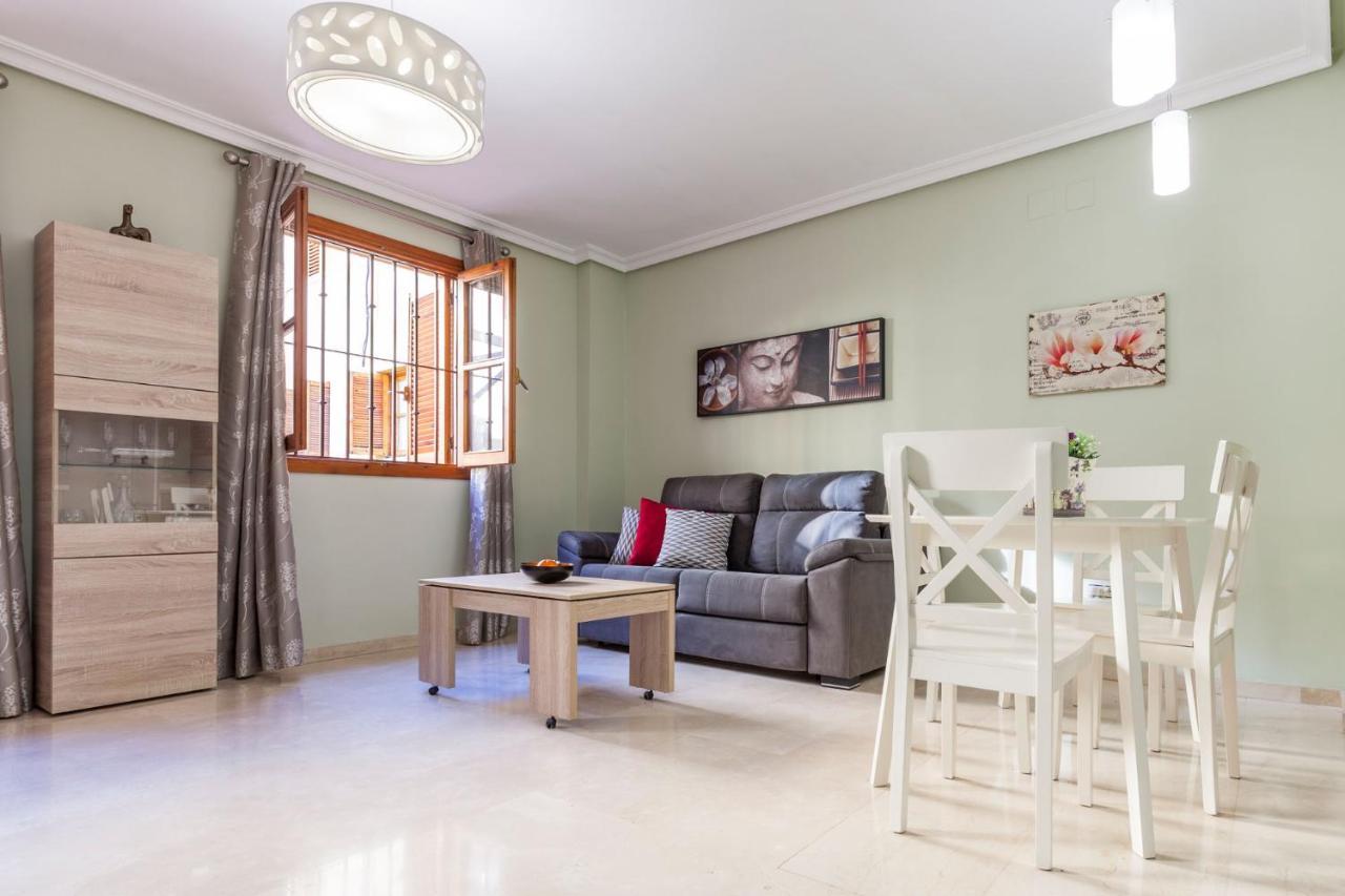 Apartamento Calle Sierpes Seville Ngoại thất bức ảnh