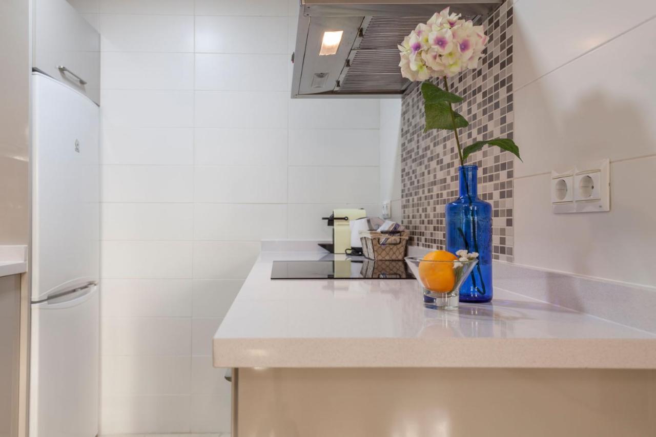 Apartamento Calle Sierpes Seville Ngoại thất bức ảnh