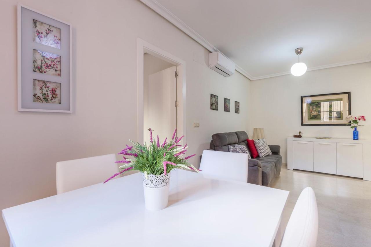 Apartamento Calle Sierpes Seville Ngoại thất bức ảnh