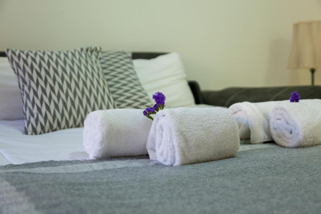 Apartamento Calle Sierpes Seville Ngoại thất bức ảnh