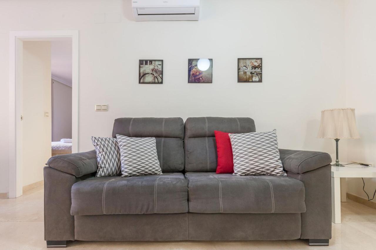 Apartamento Calle Sierpes Seville Ngoại thất bức ảnh